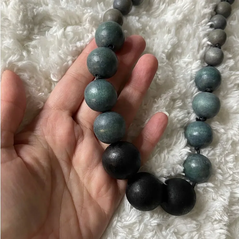 Wooden Round Black Blue Tans Beaded Statement Necklace NEW no tags 28 inches